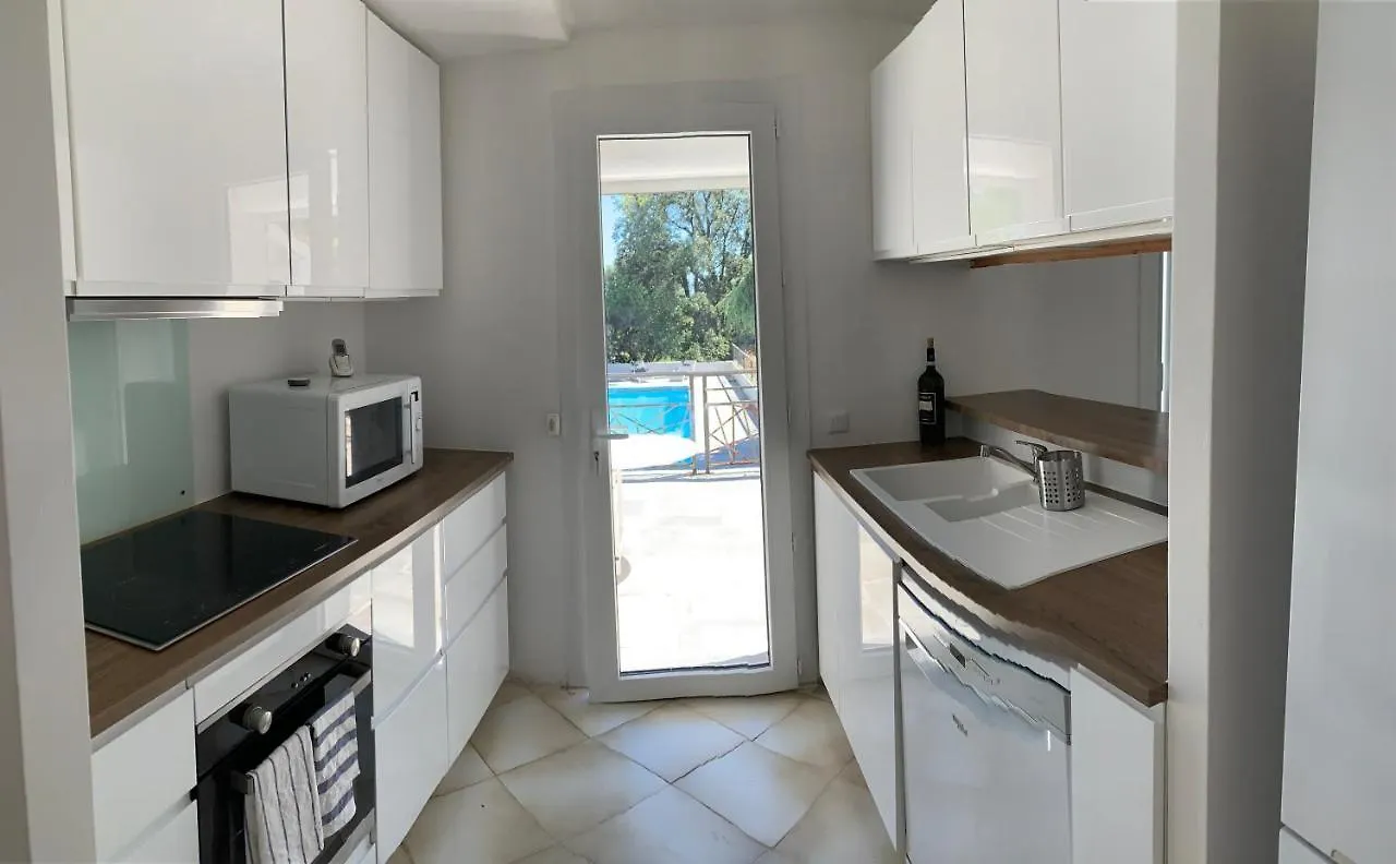 Prázdninový dům Grande Propriete Avec Piscine Et Terrain De Tennis Prives Les Lecques